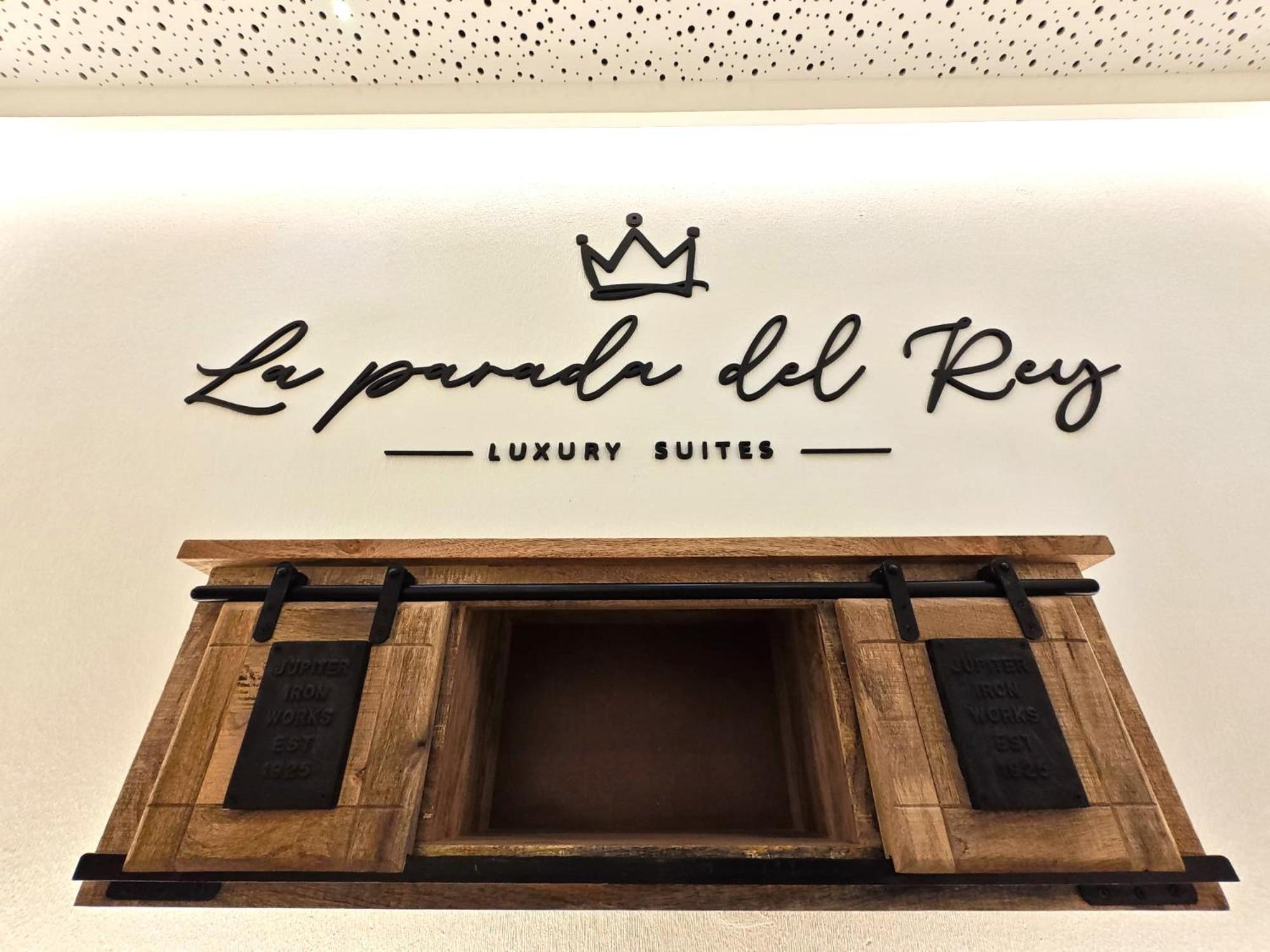 La Parada Del Rey - Luxury Suites Plasencia Kültér fotó