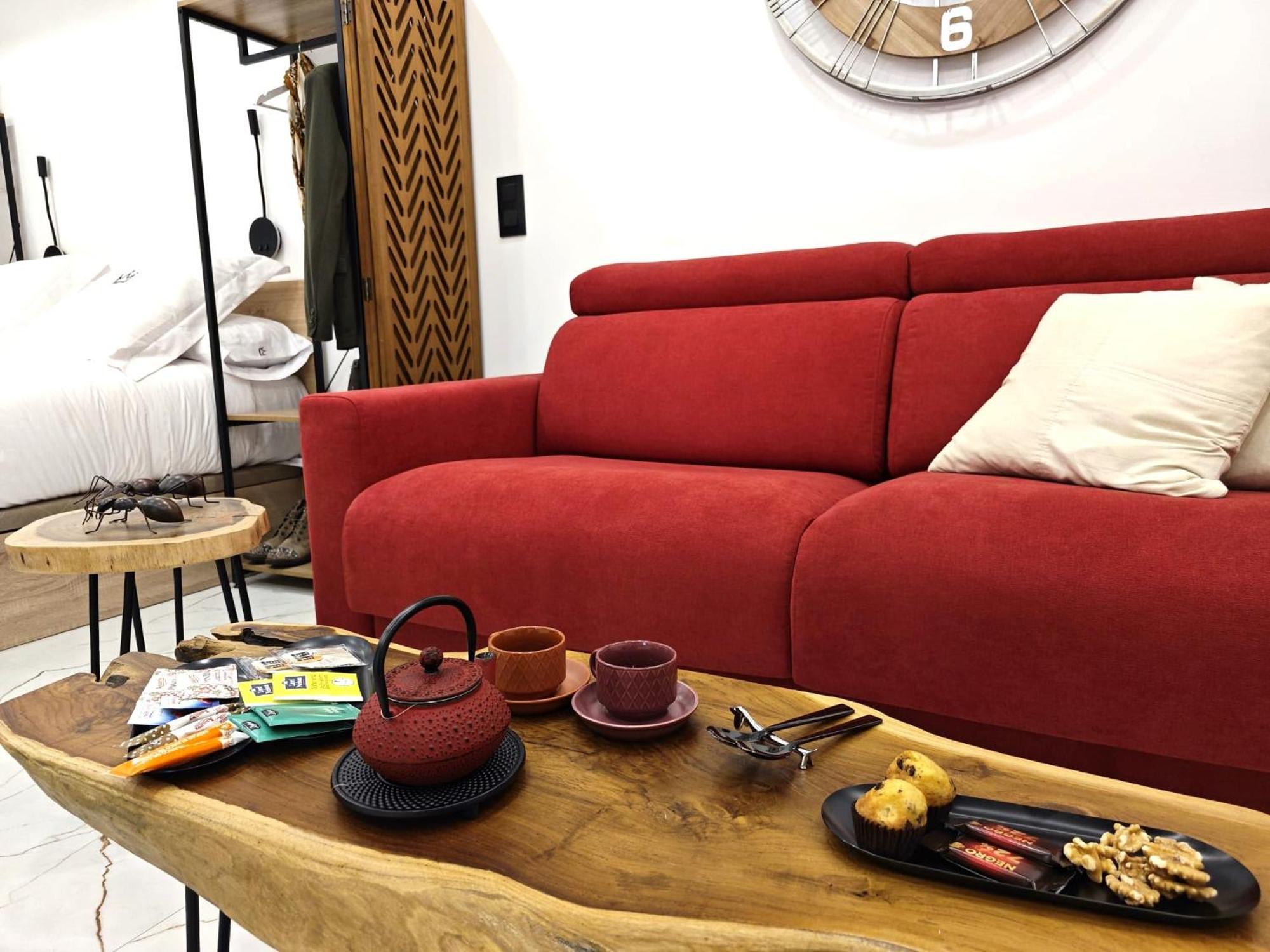 La Parada Del Rey - Luxury Suites Plasencia Kültér fotó
