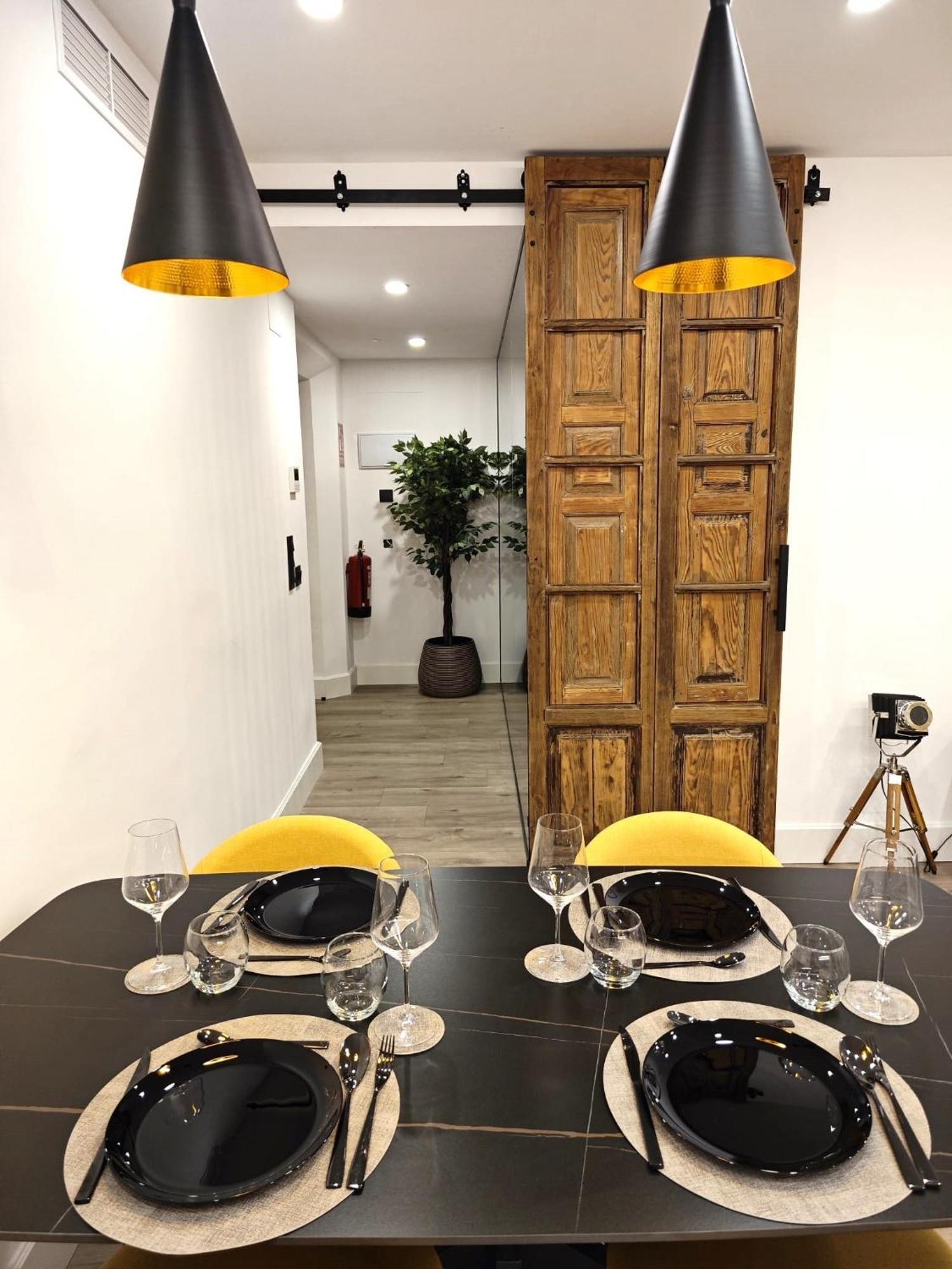 La Parada Del Rey - Luxury Suites Plasencia Kültér fotó