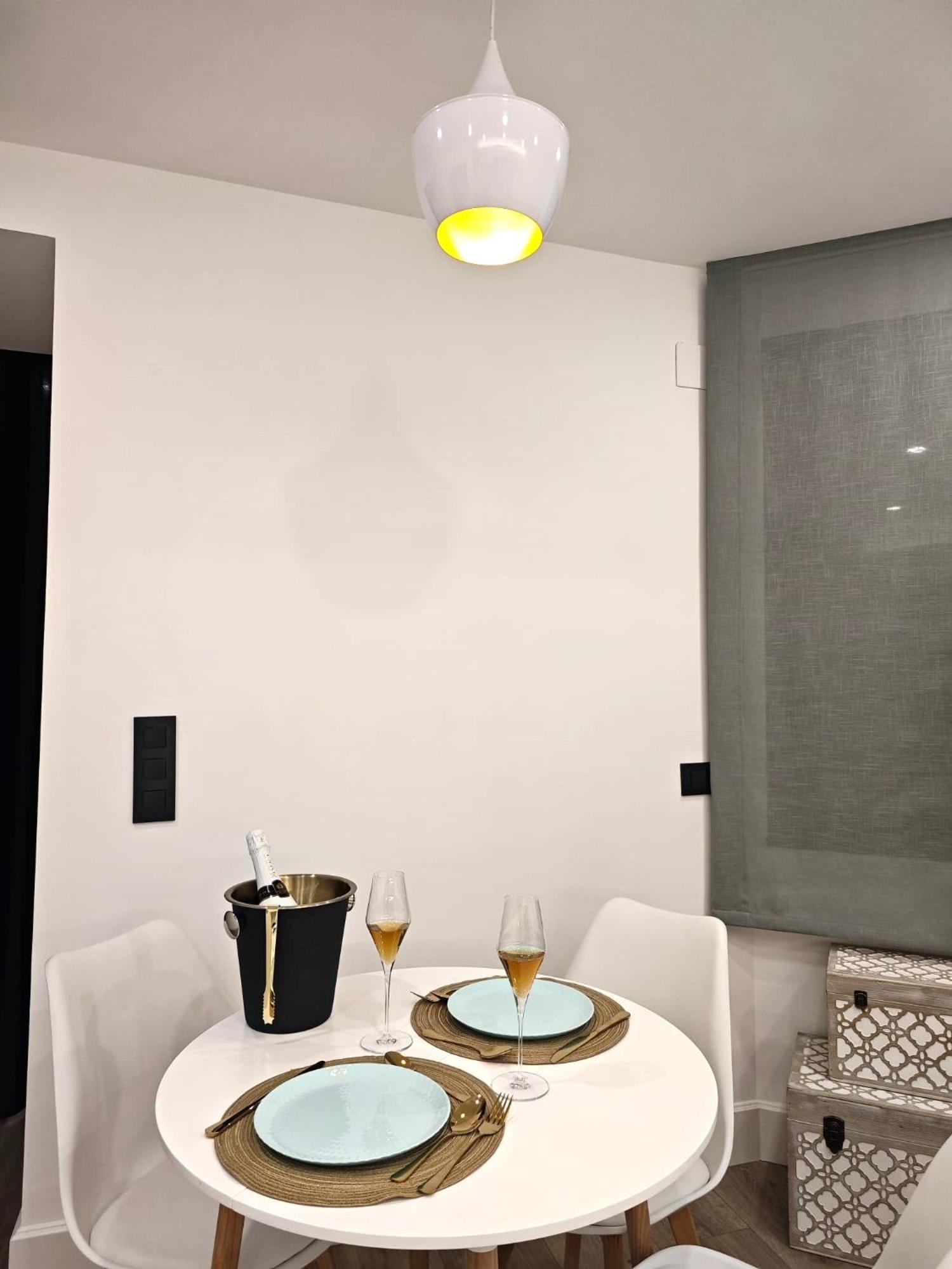 La Parada Del Rey - Luxury Suites Plasencia Kültér fotó