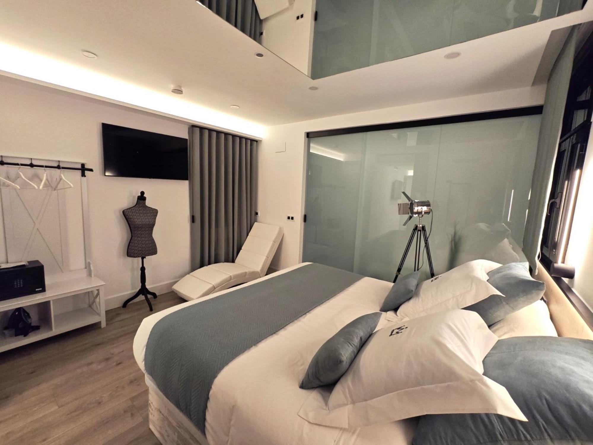 La Parada Del Rey - Luxury Suites Plasencia Kültér fotó