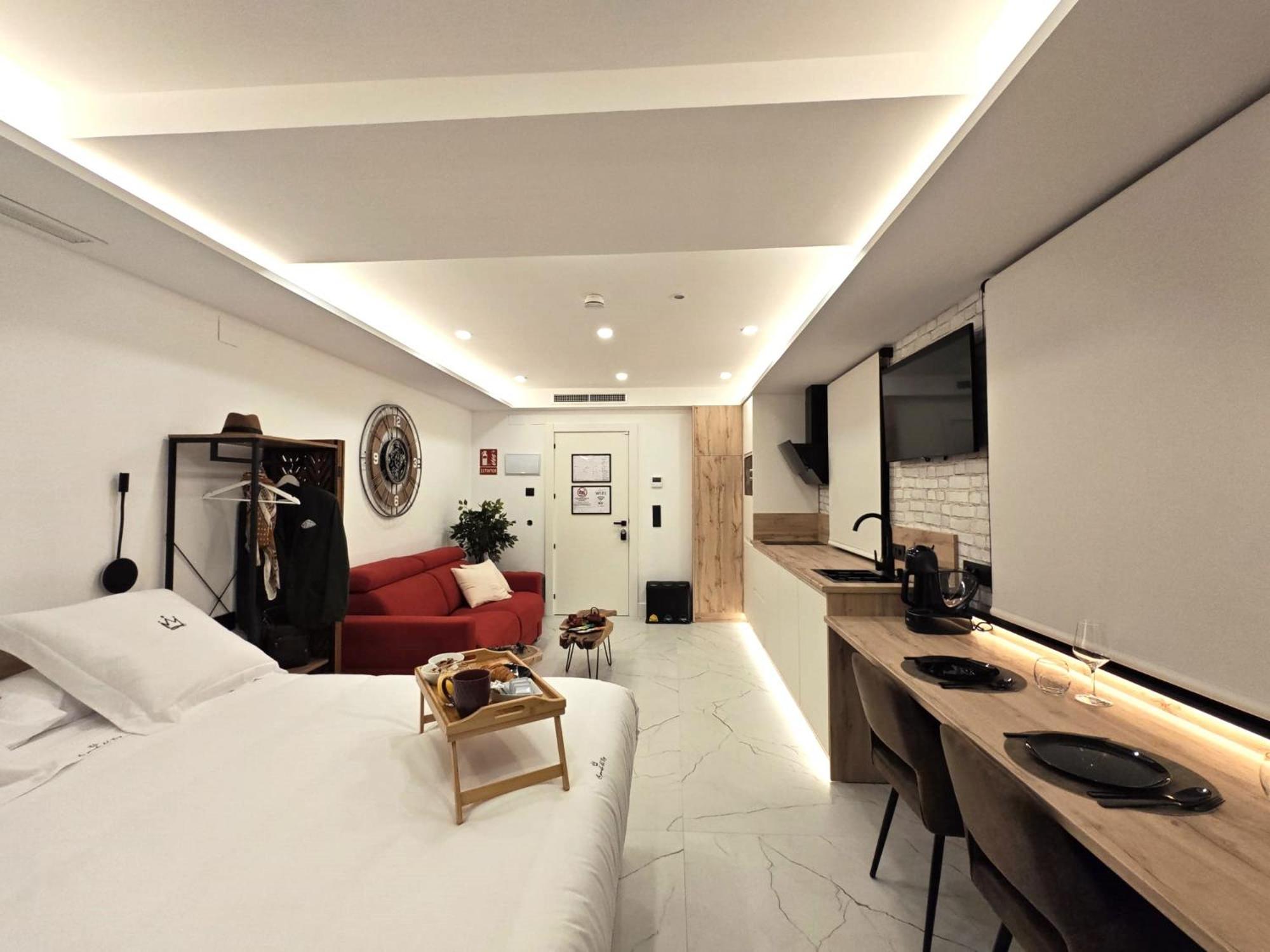 La Parada Del Rey - Luxury Suites Plasencia Kültér fotó