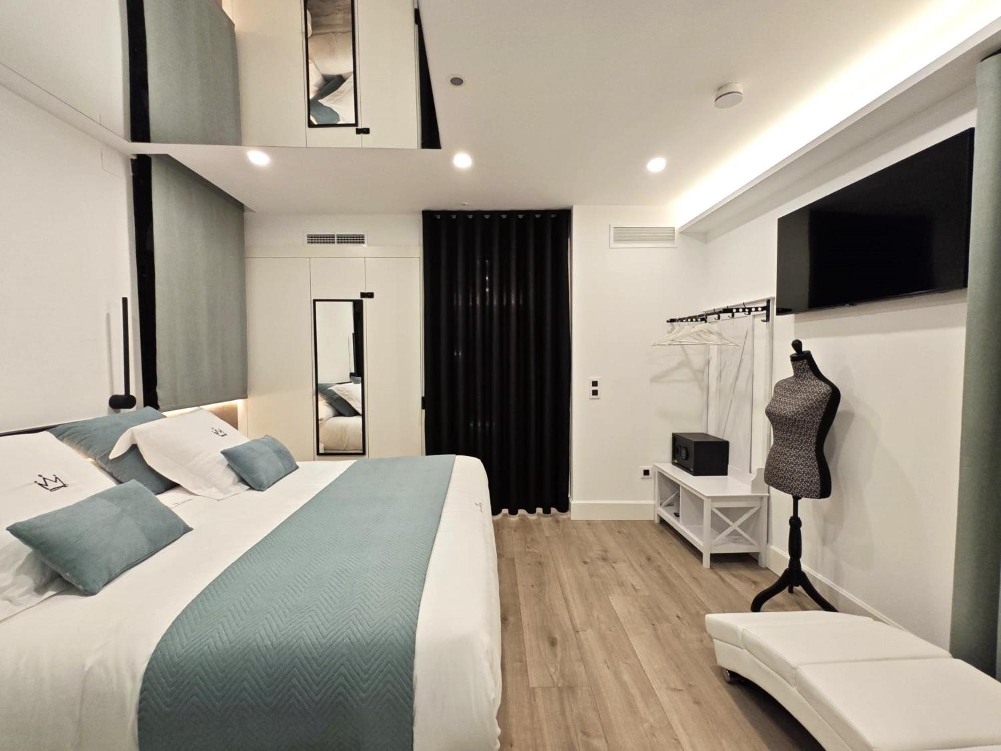 La Parada Del Rey - Luxury Suites Plasencia Kültér fotó