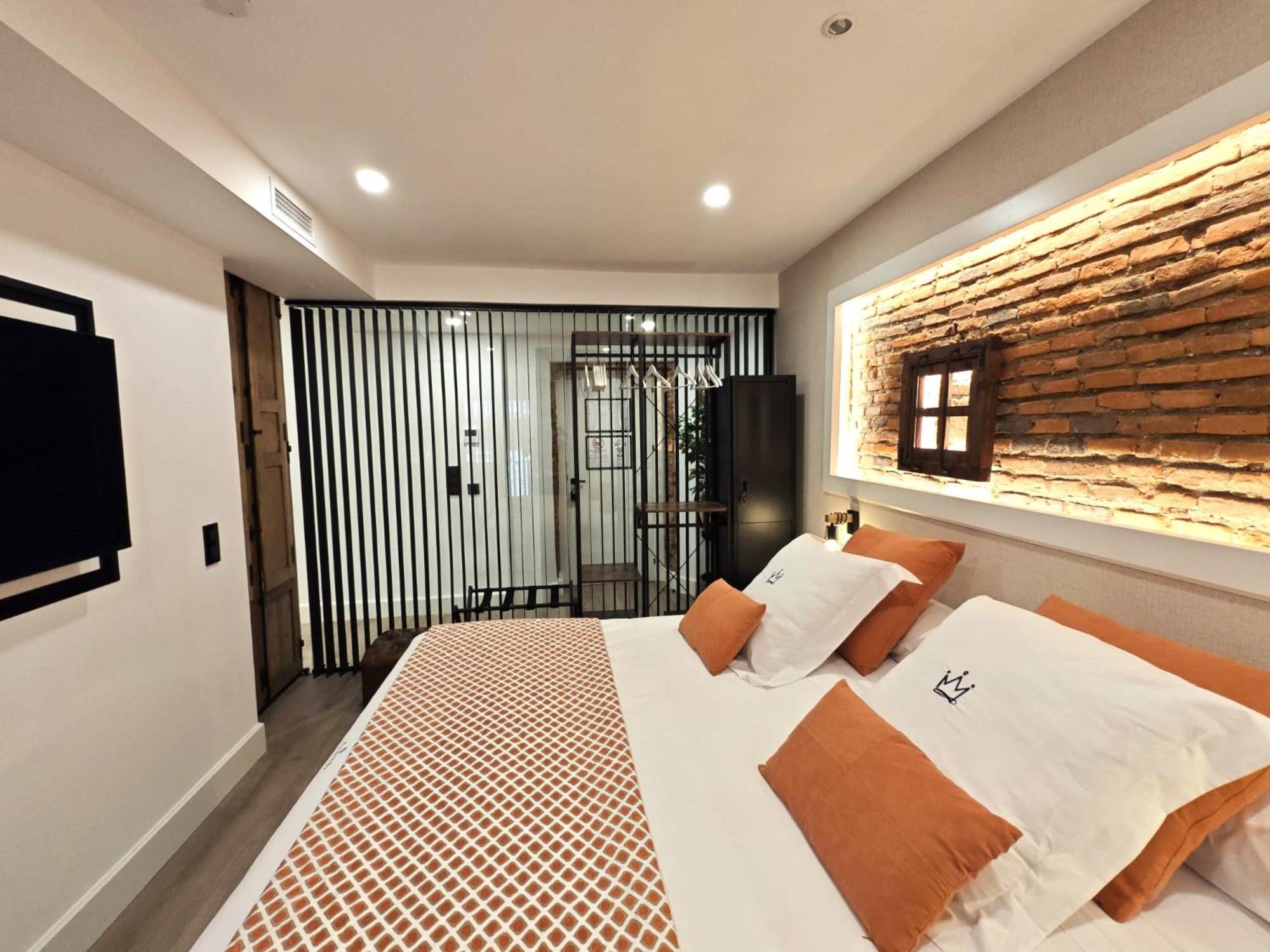 La Parada Del Rey - Luxury Suites Plasencia Kültér fotó
