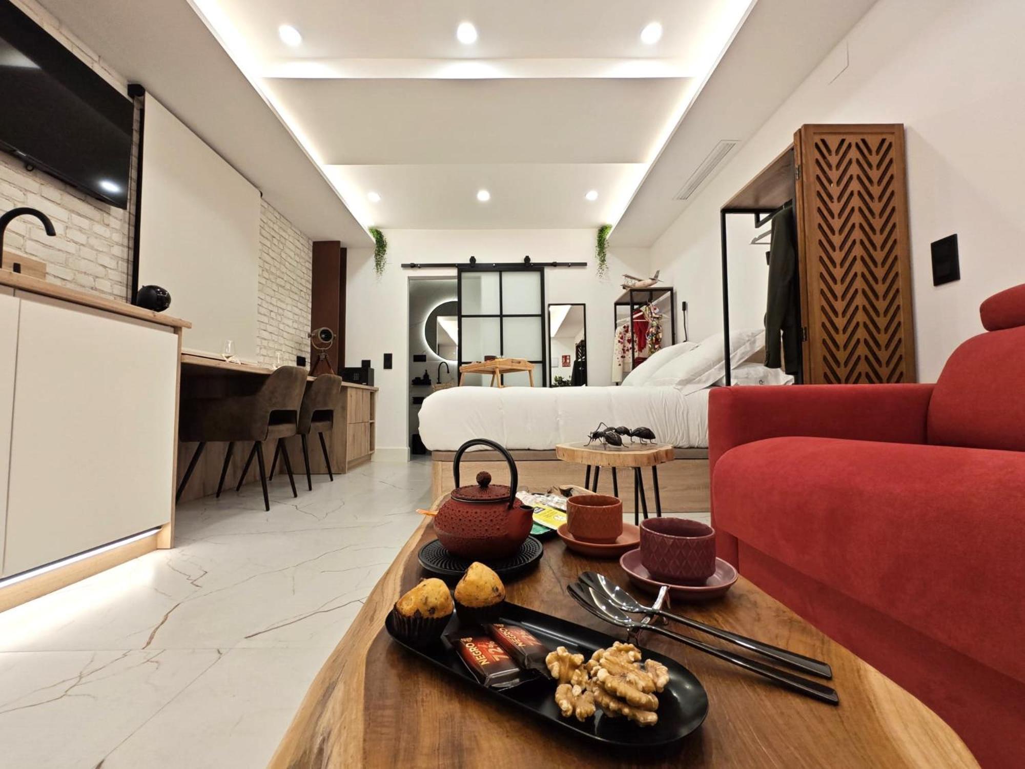La Parada Del Rey - Luxury Suites Plasencia Kültér fotó