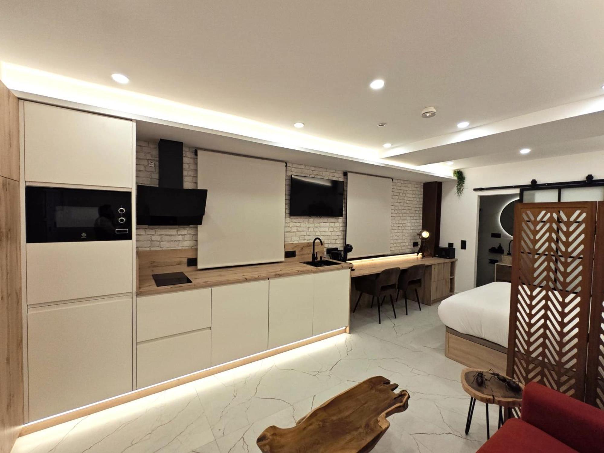 La Parada Del Rey - Luxury Suites Plasencia Kültér fotó